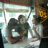 Mazzoli gioca con la pistola a forma di nerchia